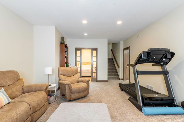 10809 St. Joe Road, Fort Wayne, IN 46835