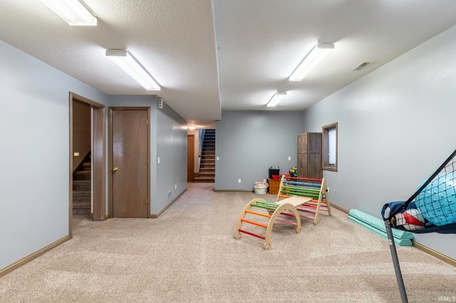 10809 St. Joe Road, Fort Wayne, IN 46835
