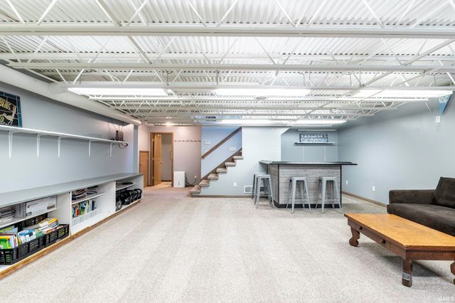 10809 St. Joe Road, Fort Wayne, IN 46835