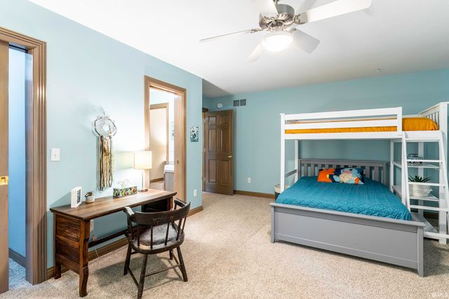 10809 St. Joe Road, Fort Wayne, IN 46835