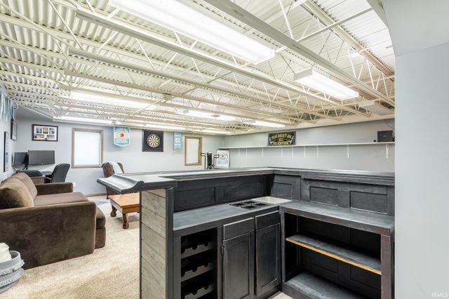 10809 St. Joe Road, Fort Wayne, IN 46835