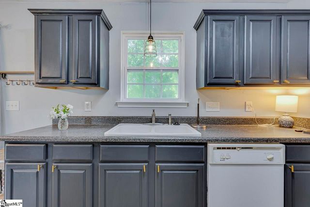 23 Cole Creek Court, Greer, SC 29651