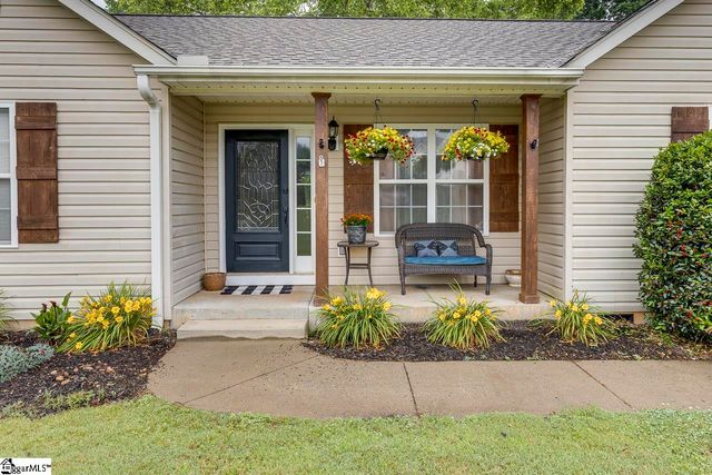 23 Cole Creek Court, Greer, SC 29651