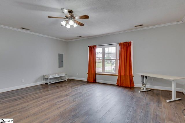 23 Cole Creek Court, Greer, SC 29651