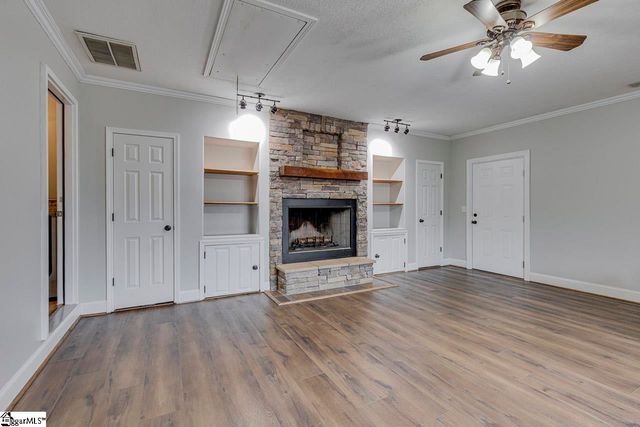 23 Cole Creek Court, Greer, SC 29651
