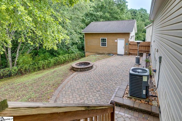 23 Cole Creek Court, Greer, SC 29651