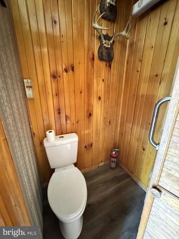 12 MACLAY ST, Milroy, PA 17063