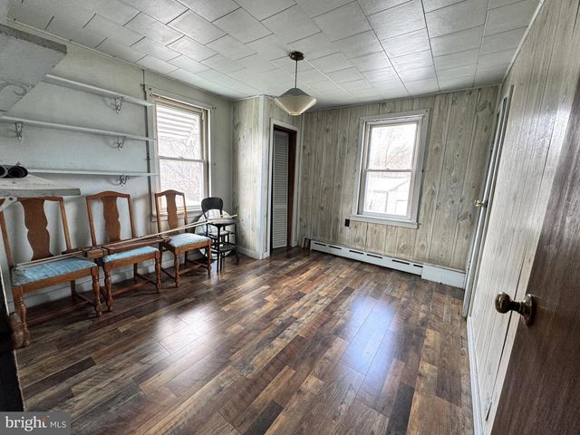 12 MACLAY ST, Milroy, PA 17063