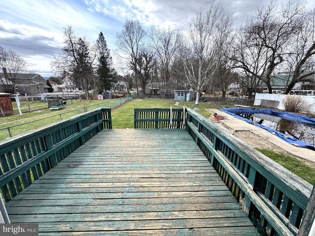 12 MACLAY ST, Milroy, PA 17063