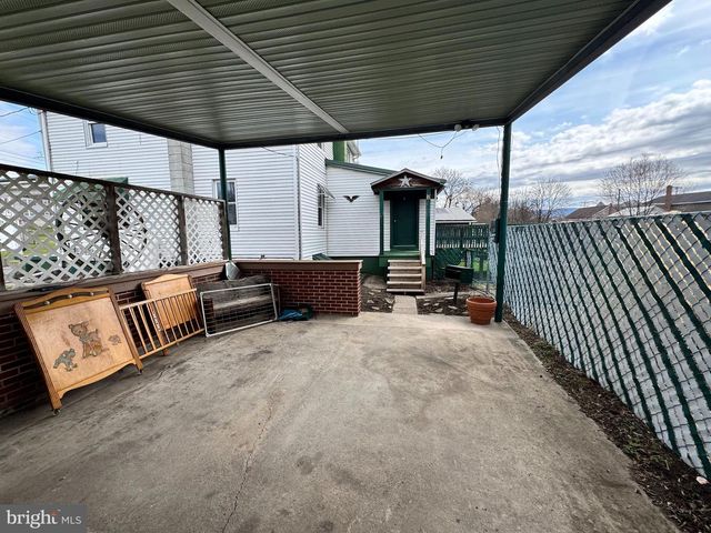 12 MACLAY ST, Milroy, PA 17063