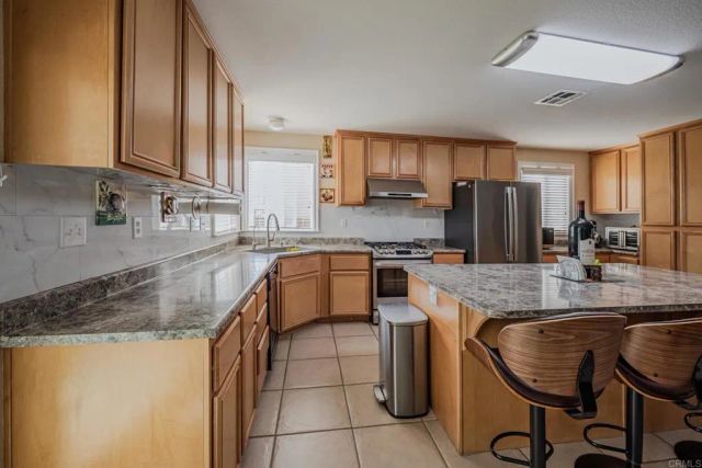 27288 Sierra Madre Drive, Murrieta, CA 92563