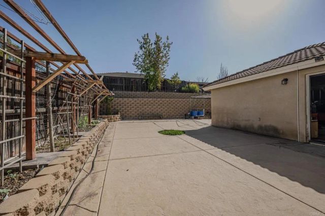 27288 Sierra Madre Drive, Murrieta, CA 92563