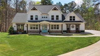 401 Blossom Trail, Acworth, GA 30101