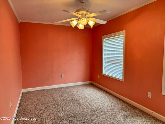 1916 S Twin Pine Drive, Pearl, MS 39208