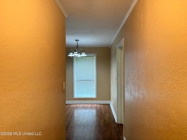 1916 S Twin Pine Drive, Pearl, MS 39208