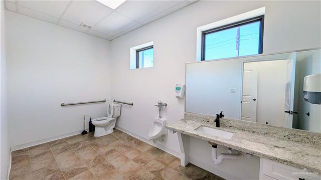 1243 Stuart Place Road, Harlingen, TX 78552