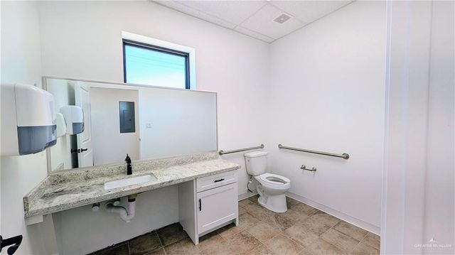 1243 Stuart Place Road, Harlingen, TX 78552