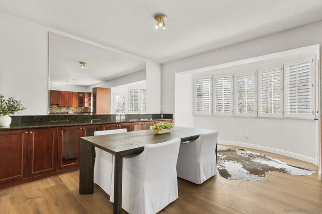 5117 Renaissance Ave D, San Diego, CA 92122