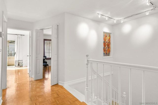 5117 Renaissance Ave D, San Diego, CA 92122