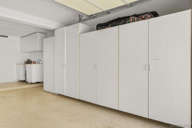 5117 Renaissance Ave D, San Diego, CA 92122