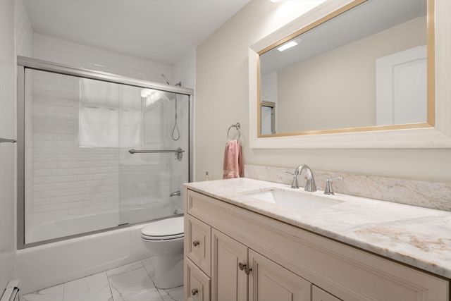 105 High St, Holliston, MA 01746