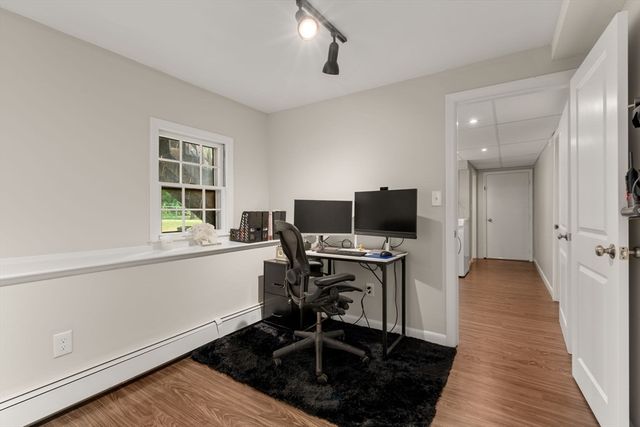 105 High St, Holliston, MA 01746