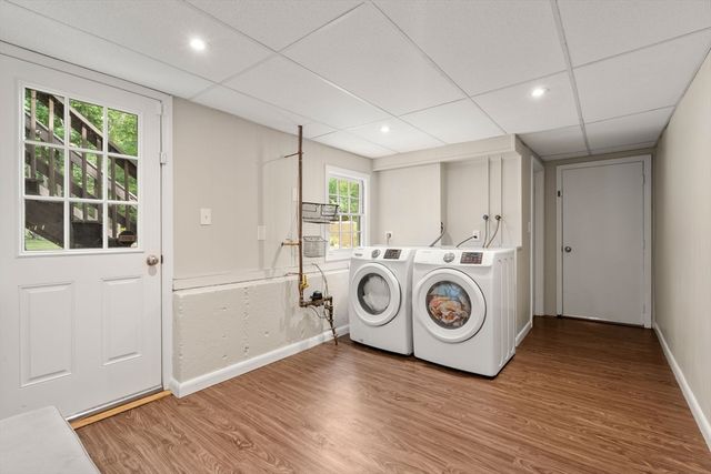 105 High St, Holliston, MA 01746