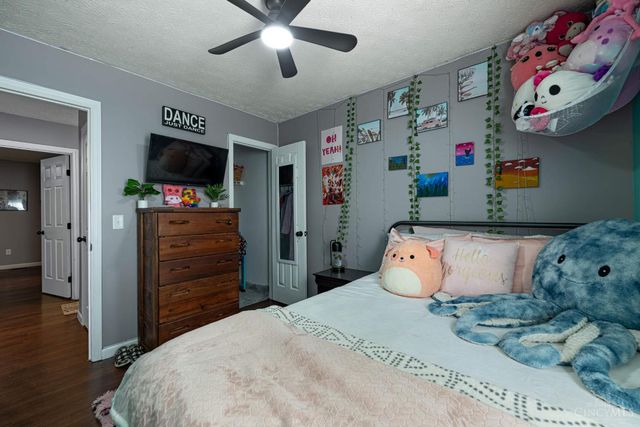 21 Clearbrook Drive, Franklin, OH 45005
