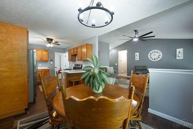 21 Clearbrook Drive, Franklin, OH 45005