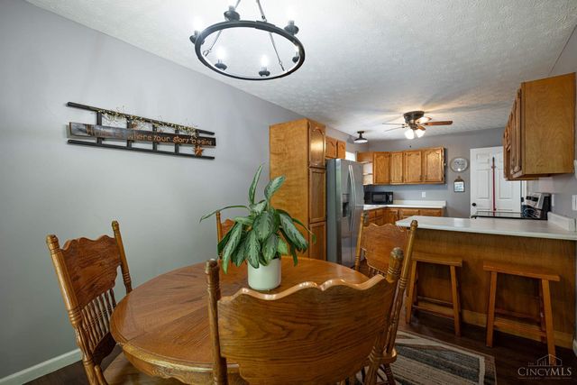 21 Clearbrook Drive, Franklin, OH 45005