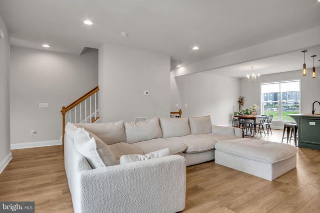 3234 PARADE ST, Mechanicsburg, PA 17055