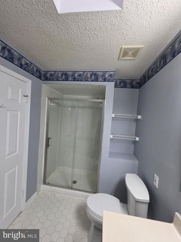6 HALSTEAD PL, Princeton, NJ 08540