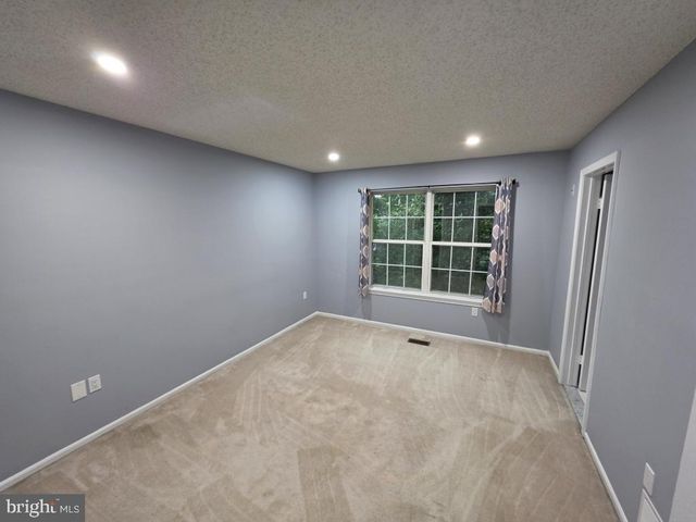 6 HALSTEAD PL, Princeton, NJ 08540