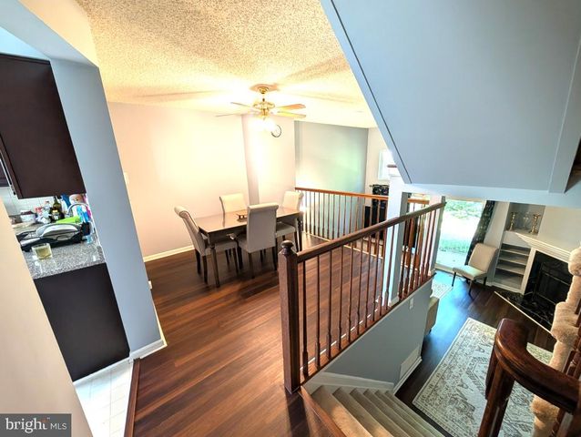 6 HALSTEAD PL, Princeton, NJ 08540