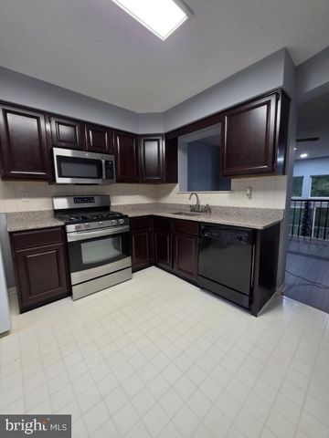 6 HALSTEAD PL, Princeton, NJ 08540