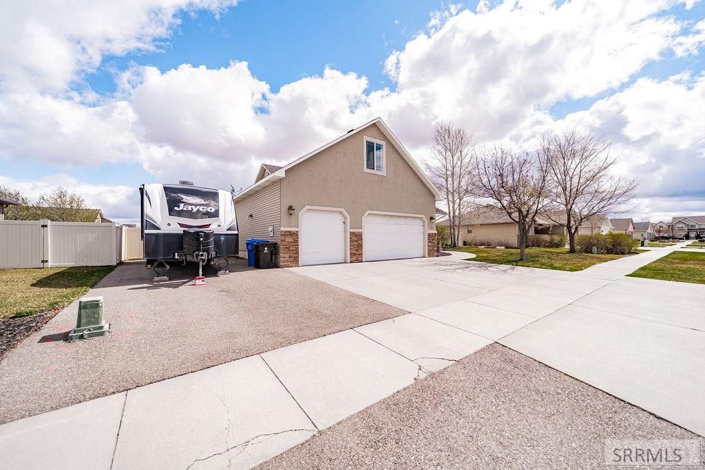 Image 2 of property listing at 265 Polo Drive, Rexburg, ID 83440