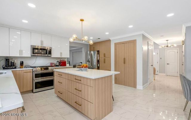 28 Musket Lane, Eatontown, NJ 07724