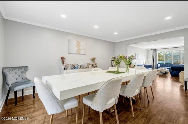 28 Musket Lane, Eatontown, NJ 07724