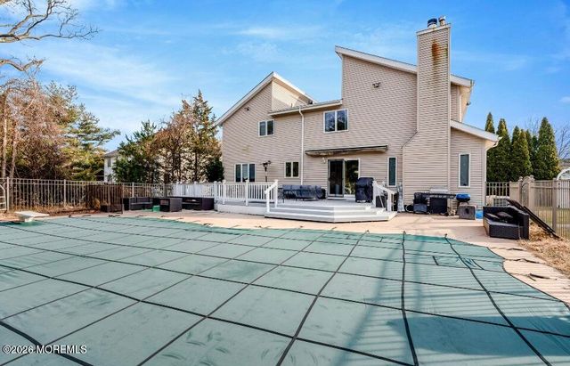 28 Musket Lane, Eatontown, NJ 07724