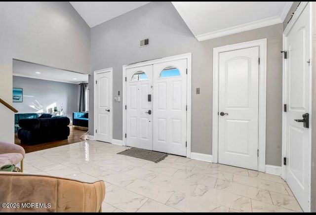 28 Musket Lane, Eatontown, NJ 07724