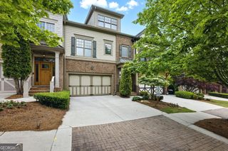 6947 FELLOWSHIP Lane, Flowery Branch, GA 30542