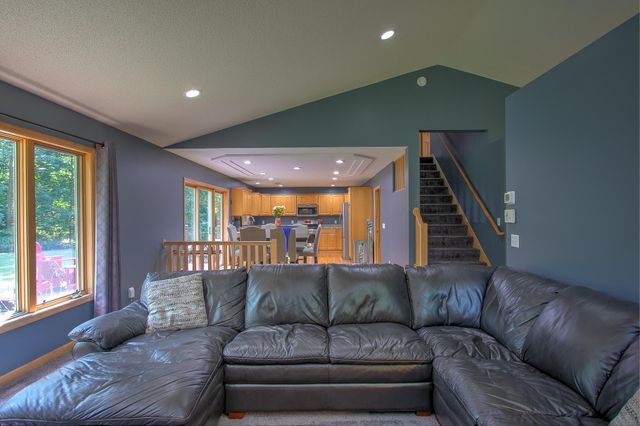 7231 407th Street, North Branch, MN 55056