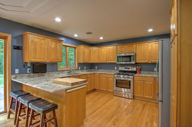 7231 407th Street, North Branch, MN 55056