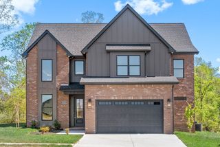 3 Pace Rd, Clarksville, TN 37043