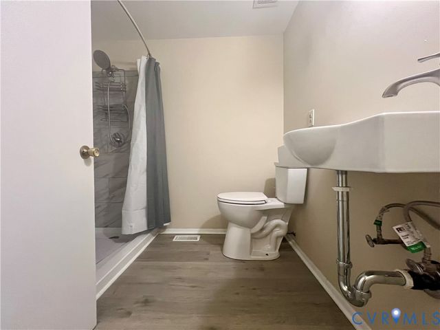 1202 Middleberry Dr, Henrico, VA 23231