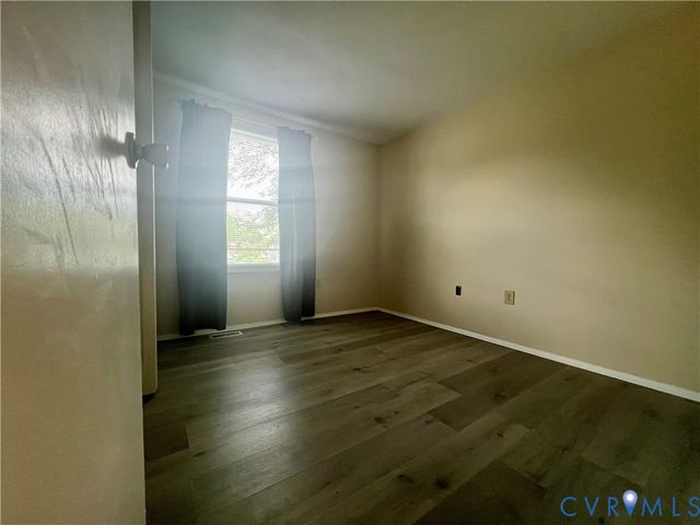 1202 Middleberry Dr, Henrico, VA 23231