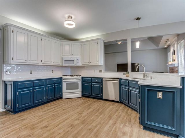 4201 Ranch Drive, Edmond, OK 73013