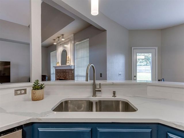 4201 Ranch Drive, Edmond, OK 73013