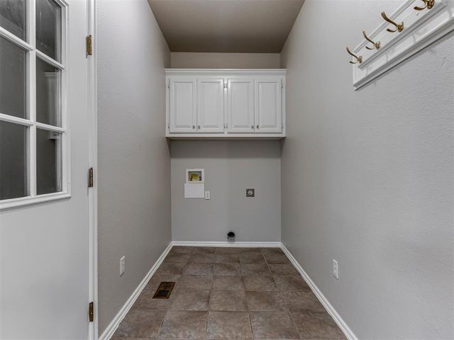 4201 Ranch Drive, Edmond, OK 73013