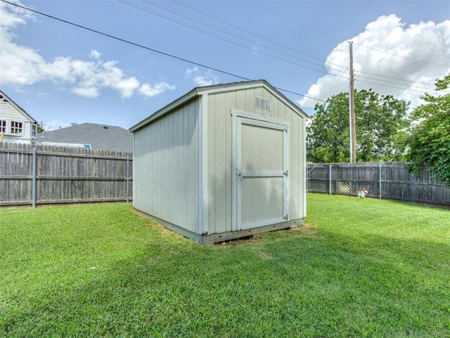 4201 Ranch Drive, Edmond, OK 73013